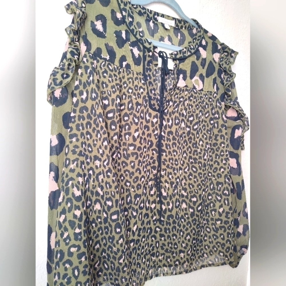 Wonderly Long Sleeves Animal Print Blouse Top Size L - Picture 4 of 8